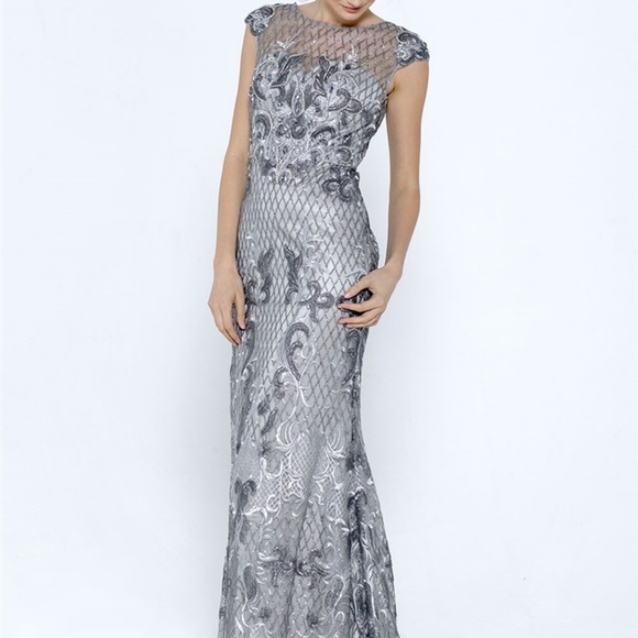 Sophisticated Silver Lace Gown - Picture 3 of 8